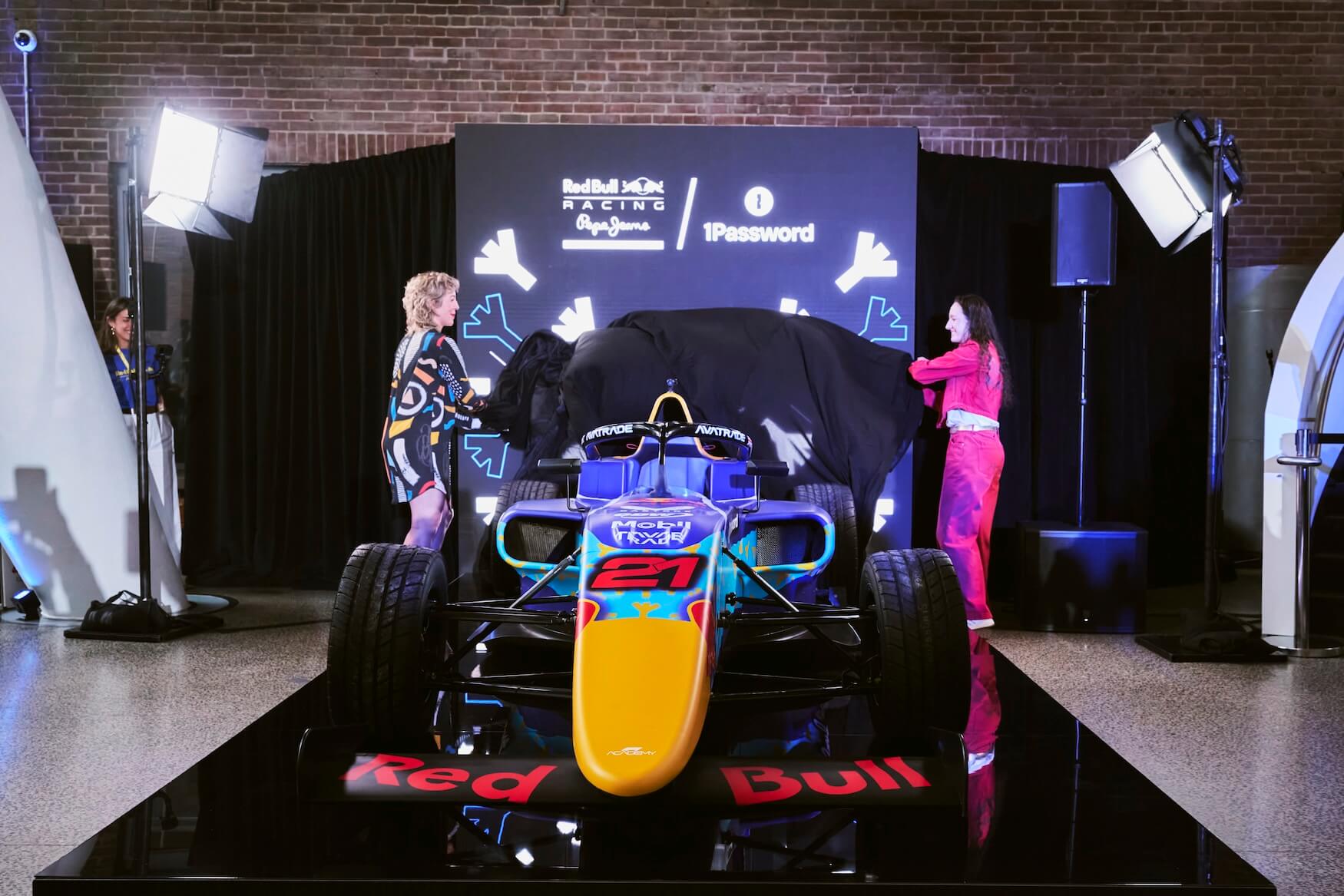 A photo of Alisha Palmowski and Kirsten McCrea unveiling the livery design. A photo of Alisha Palmowski and Kirsten McCrea unveiling the livery design.